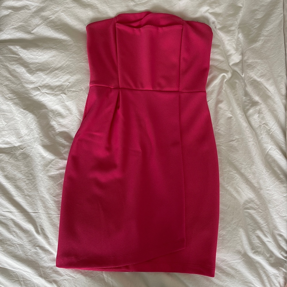 Lulu’s Fitted Pink Dress